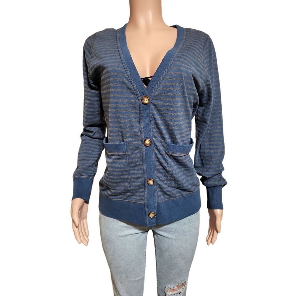 Pulp women's long sleeve v-neck button-down sapphire cardigan sweater L
